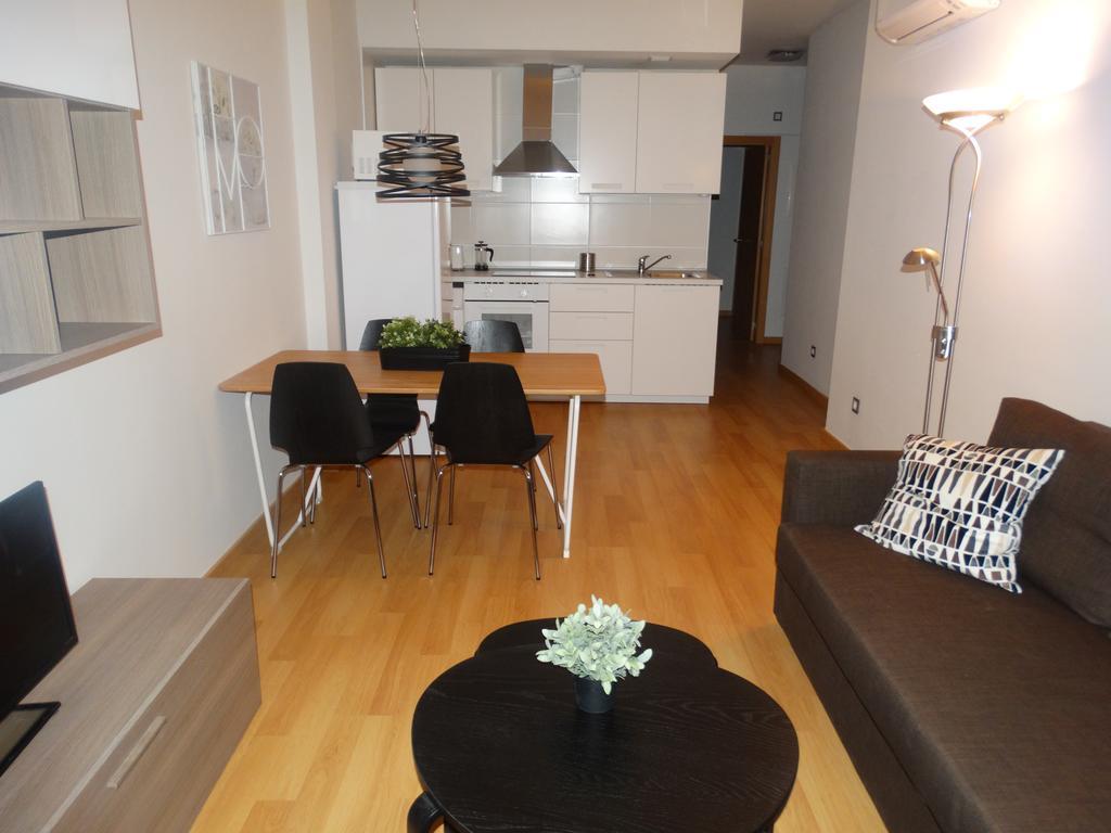 Malaga Apartamentos - Jinetes, 14 Ngoại thất bức ảnh