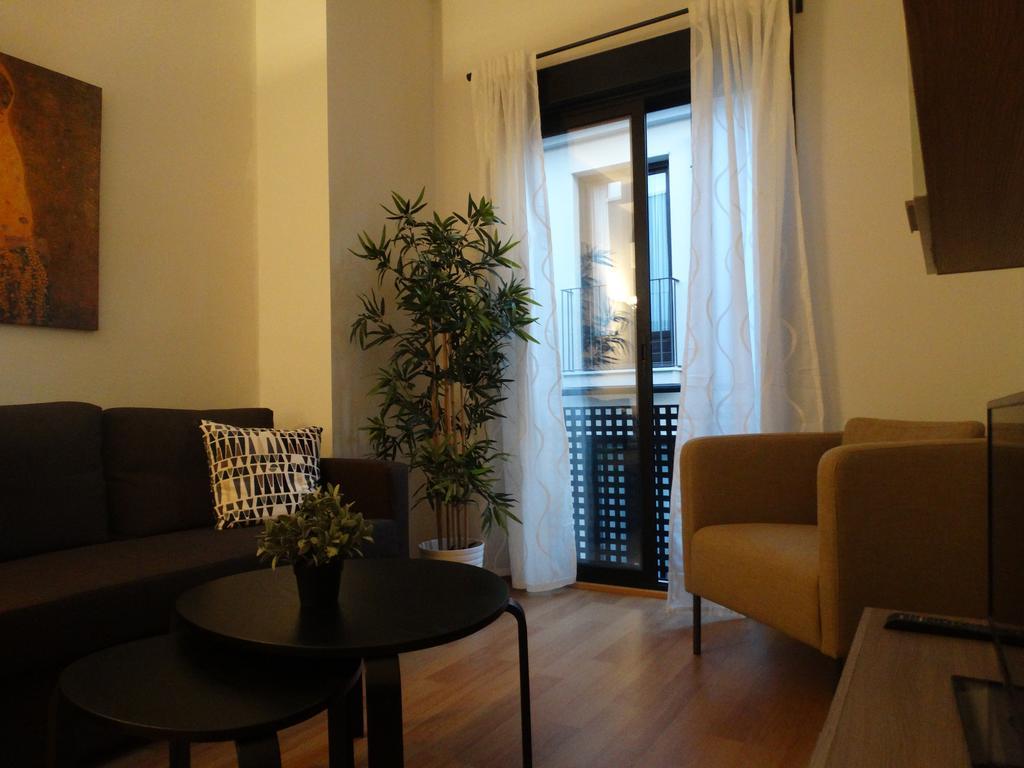 Malaga Apartamentos - Jinetes, 14 Ngoại thất bức ảnh